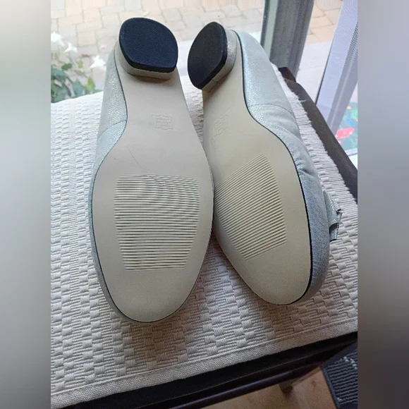 NWT.Ros Hommerson Twilight  Flats - Picture 7 of 8